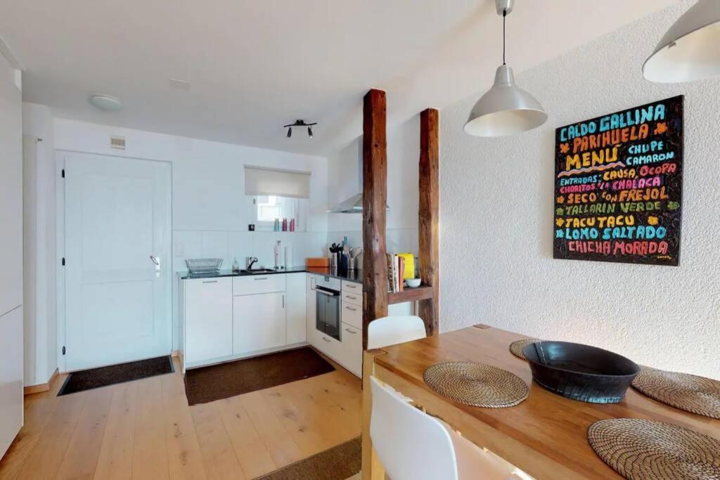 Charmant Et Lumineux Appartement Duplex A シャルメ エクステリア 写真